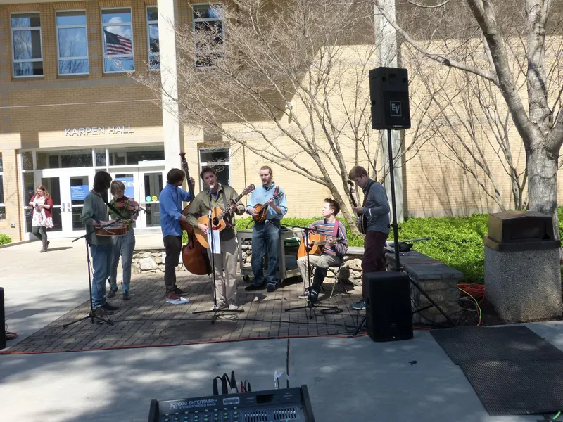 051